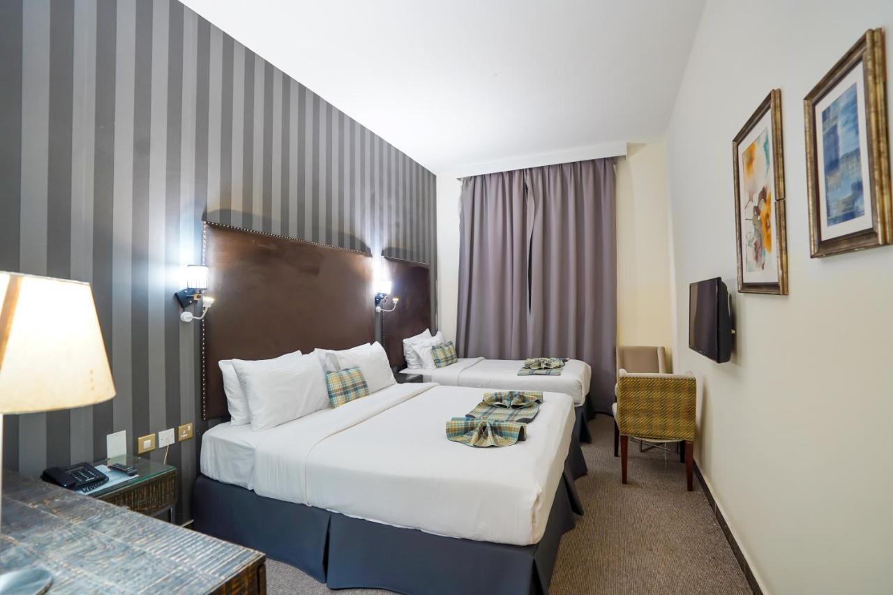 Cube Hotel Дубай Екстериор снимка