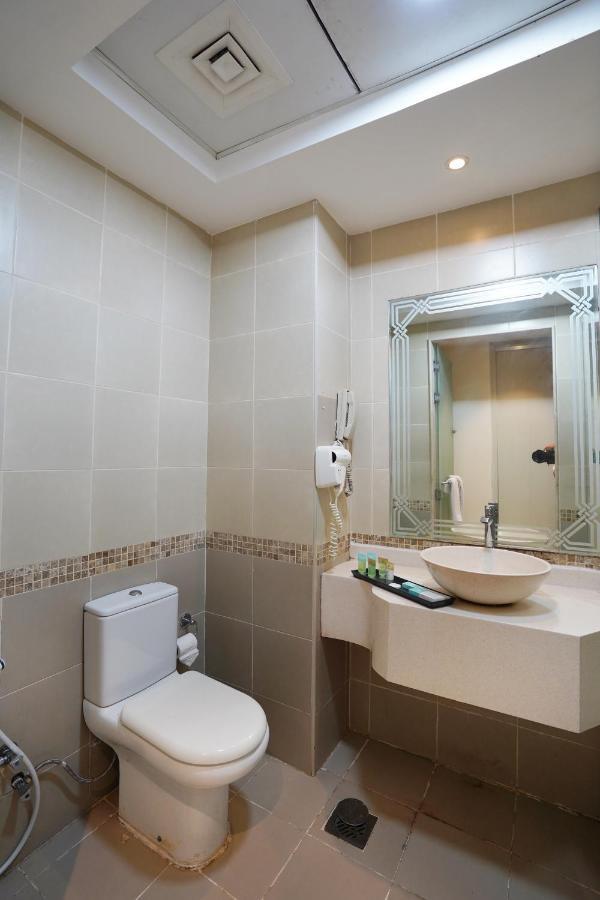 Cube Hotel Дубай Екстериор снимка